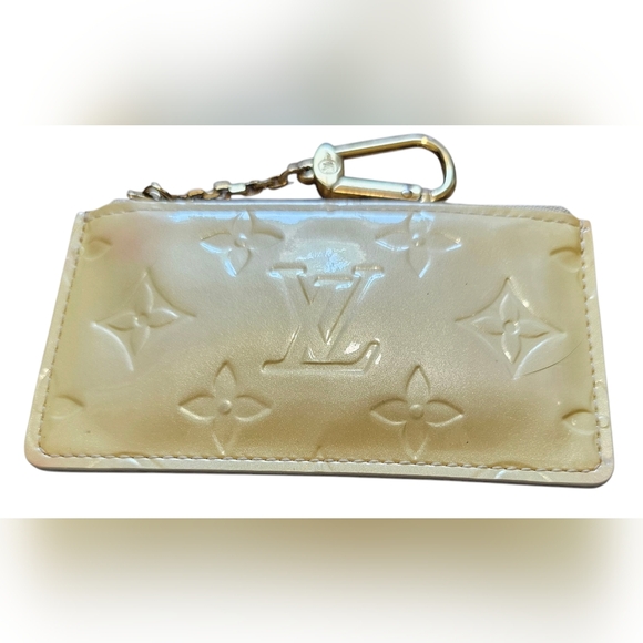 Louis Vuitton Cream Key Holder 2006 Vintage. - Picture 2 of 4